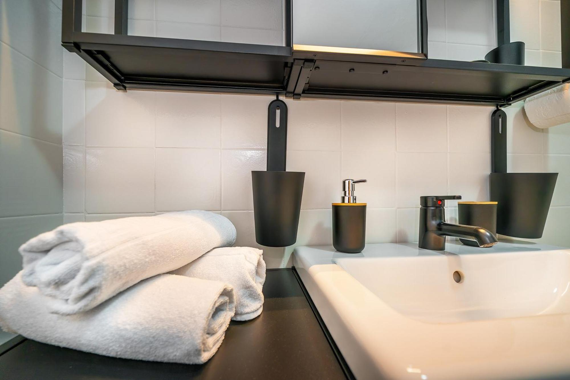Studio Apartments Gilda Baska  Ngoại thất bức ảnh